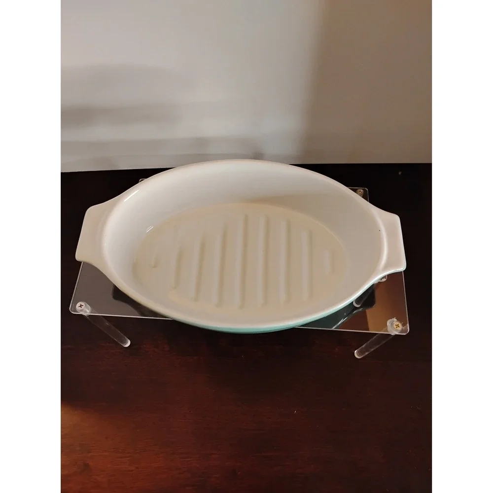 French Country Baker Cuisine de la Mere Mint Green Oval Ceramic Casserole Dish